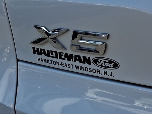 Used 2019 BMW X5 xDrive40i w/ Convenience Package AWD/4WD image 31