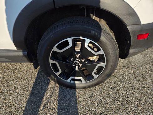 Used 2023 Ford Bronco Sport Outer Banks image 8