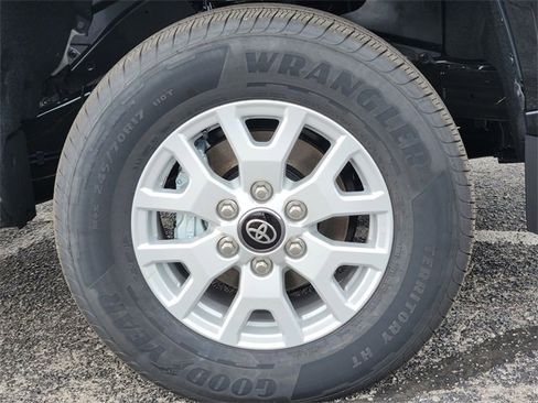 New 2025 Toyota Tacoma SR5 image 7