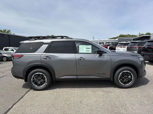 New 2026 Nissan Pathfinder Rock Creek AWD/4WD image 4