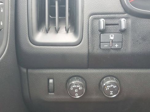 Certified 2021 Chevrolet Colorado LT w/ LT Convenience Package AWD/4WD image 18