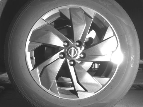 Used 2025 Nissan Rogue SV image 14