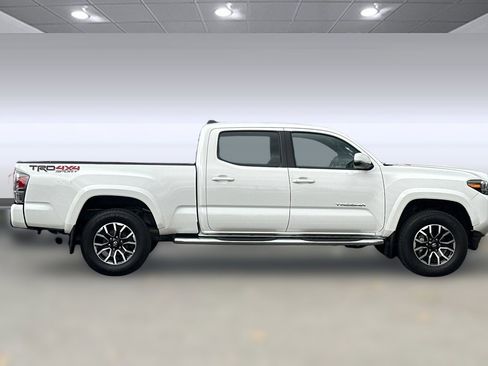 Used 2023 Toyota Tacoma TRD Sport image 8