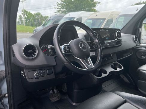 Used 2024 Mercedes-Benz Sprinter 3500 image 8