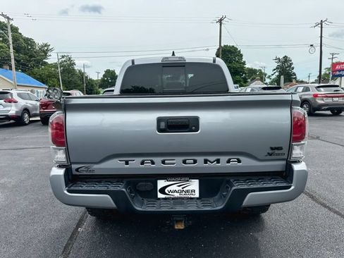 Used 2021 Toyota Tacoma TRD Sport AWD/4WD image 7