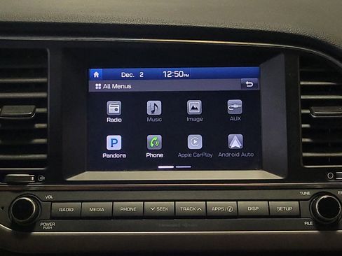 Used 2018 Hyundai Elantra SEL image 25