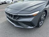 Used 2025 Hyundai Elantra Sport image 3