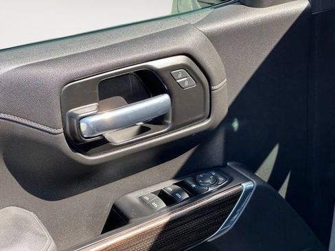 Used 2020 Chevrolet Silverado 1500 LT w/ All-Star Edition RWD image 10
