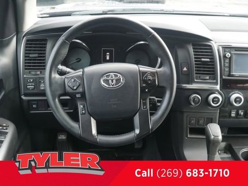 Used 2018 Toyota Sequoia TRD Sport image 43