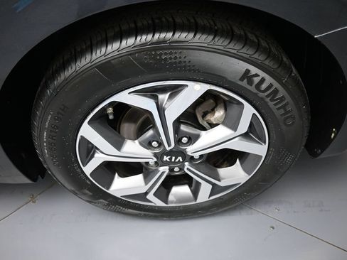 Certified 2021 Kia Forte LXS FWD image 15