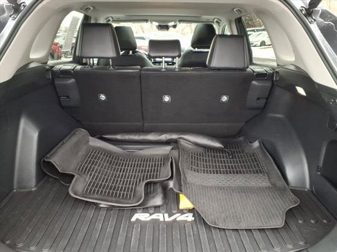 Used 2024 Toyota RAV4 XLE Premium image 15