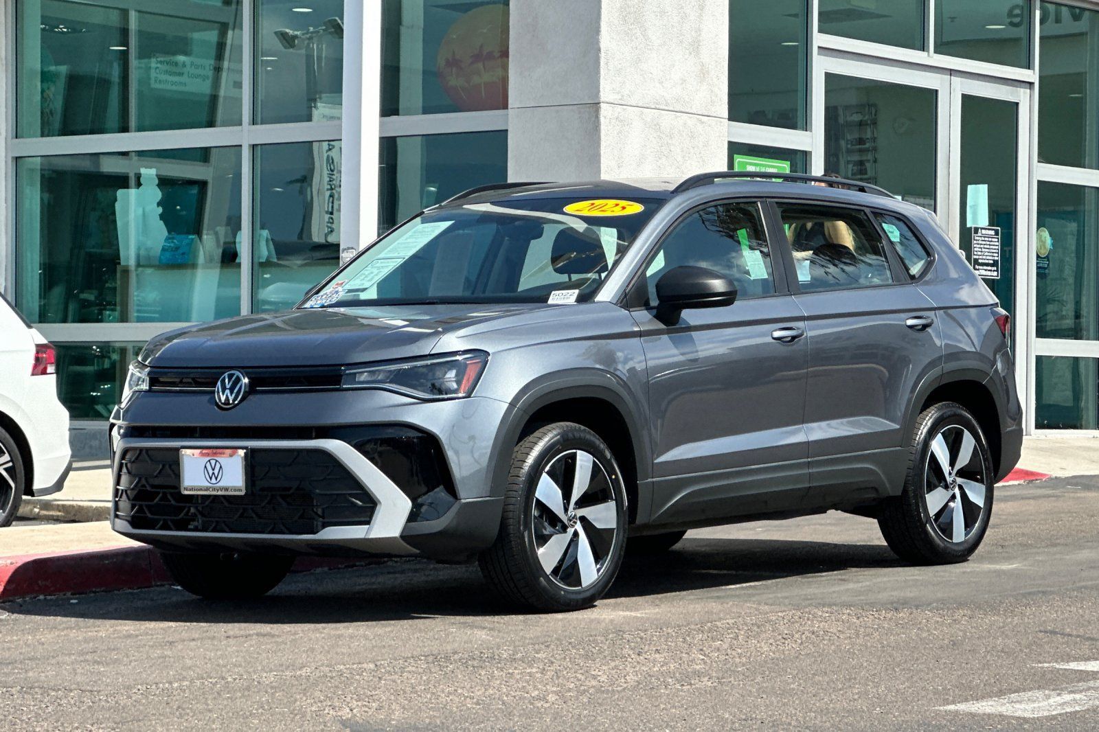 Used 2025 Volkswagen Taos S AWD/4WD image 8