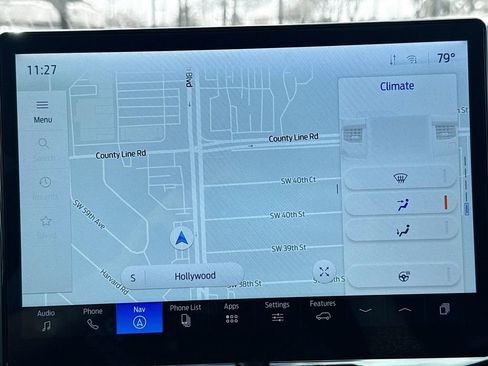 Used 2024 Ford Expedition XLT image 14