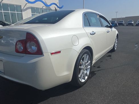 Used 2011 Chevrolet Malibu LTZ FWD image 8
