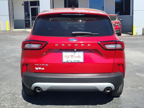 Certified 2025 Ford Escape Active image 5