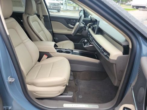 Certified 2023 Lincoln Corsair AWD w/ Equipment Group 101A image 27