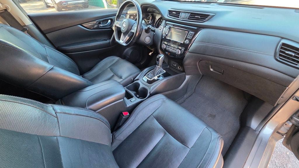 Used 2018 Nissan Rogue SL AWD/4WD image 27