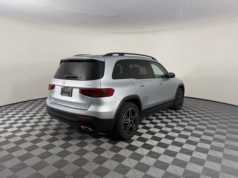 Certified 2025 Mercedes-Benz GLB 250 4MATIC image 8