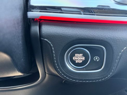 Used 2025 Mercedes-Benz GLS 580 4MATIC image 20