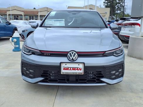 New 2026 Volkswagen GTI SE image 3