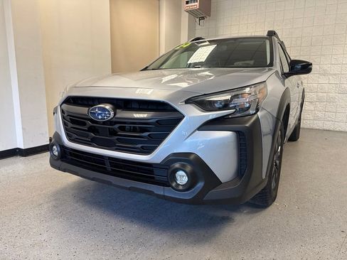 Used 2024 Subaru Outback Onyx Edition XT AWD/4WD image 40