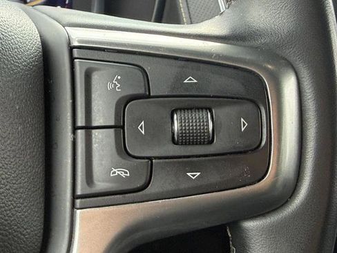 Used 2023 Chevrolet Suburban Premier AWD/4WD image 16