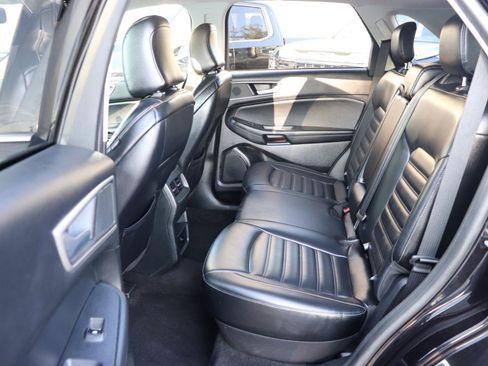 Used 2024 Ford Edge SEL AWD/4WD image 12
