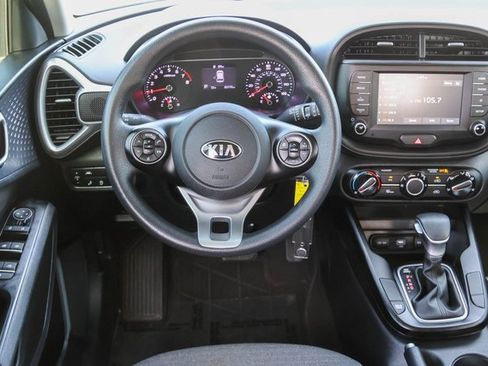 Used 2020 Kia Soul S image 18