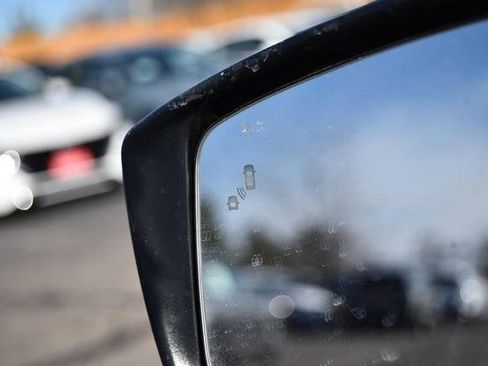 New 2025 Nissan Versa SV image 10
