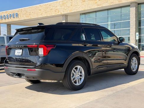 New 2026 Ford Explorer Active image 46
