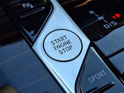 New 2026 BMW X5 xDrive40i w/ M Sport Package image 19