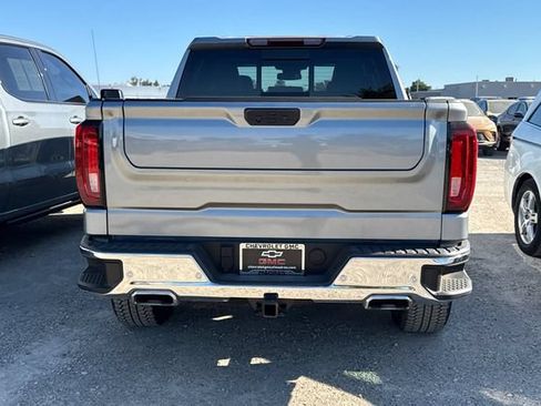 Used 2025 GMC Sierra 1500 SLT w/ SLT Premium Plus Package AWD/4WD image 6