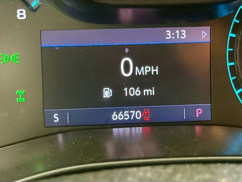 Used 2020 GMC Canyon SLE w/ Driver Alert Package AWD/4WD image 8