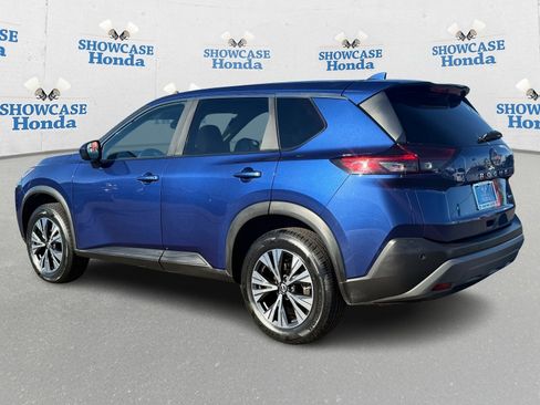 Used 2023 Nissan Rogue SV image 5