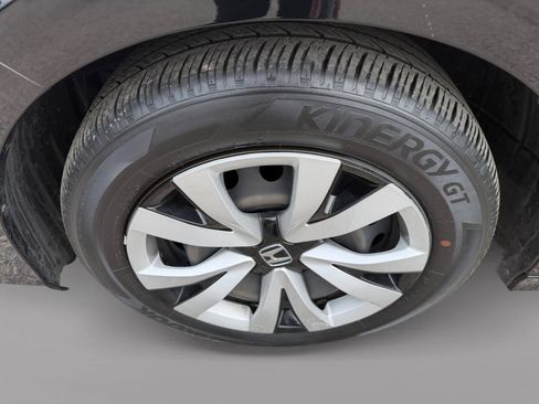 Used 2023 Honda Civic LX image 9