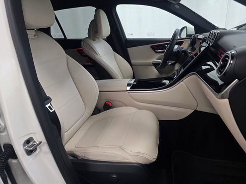 Certified 2025 Mercedes-Benz GLC 300 GLC 300 image 26