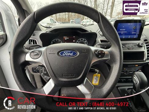 Used 2022 Ford Transit Connect XL image 13