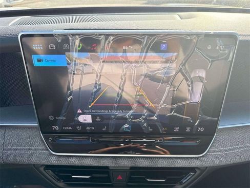 New 2026 Volkswagen Tiguan S FWD image 22