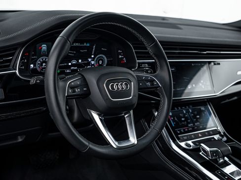 Used 2025 Audi Q7 3.0T Premium Plus image 9