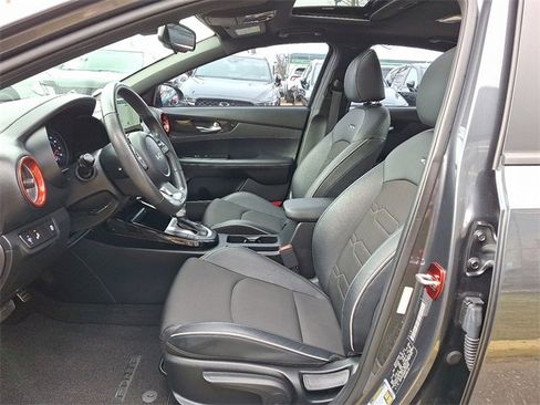 Certified 2024 Kia Forte GT-Line w/ GT-Line Premium Package image 13