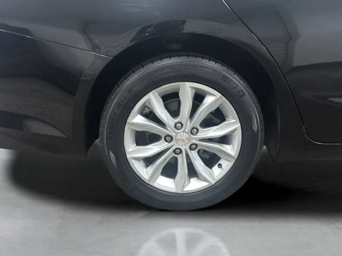 Used 2020 Chevrolet Malibu LT FWD image 27
