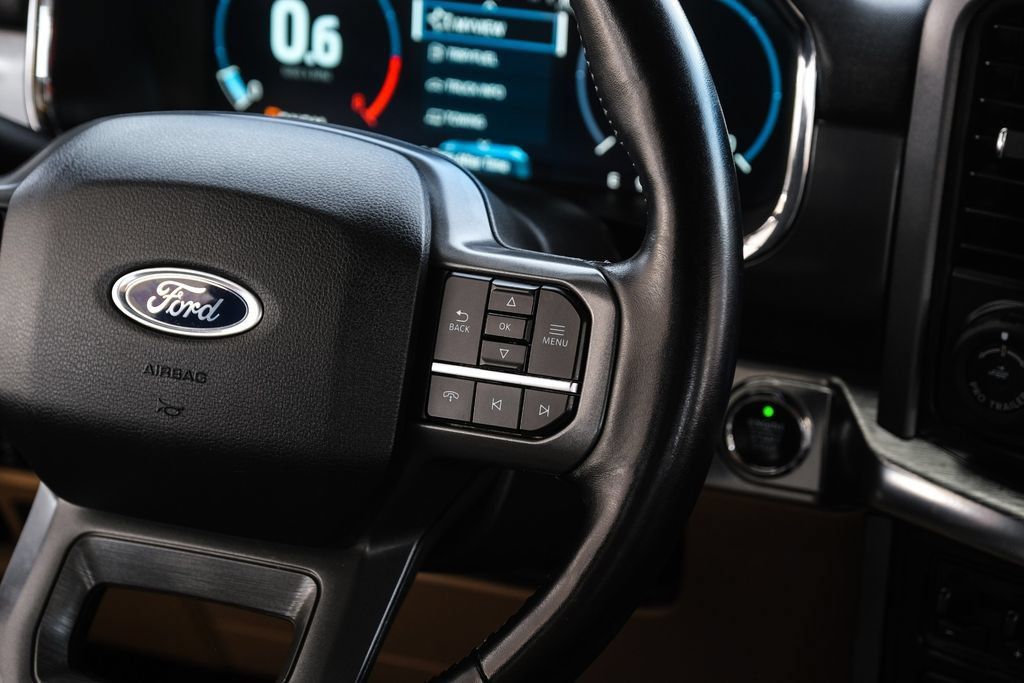 Used 2022 Ford F150 Lariat RWD image 14