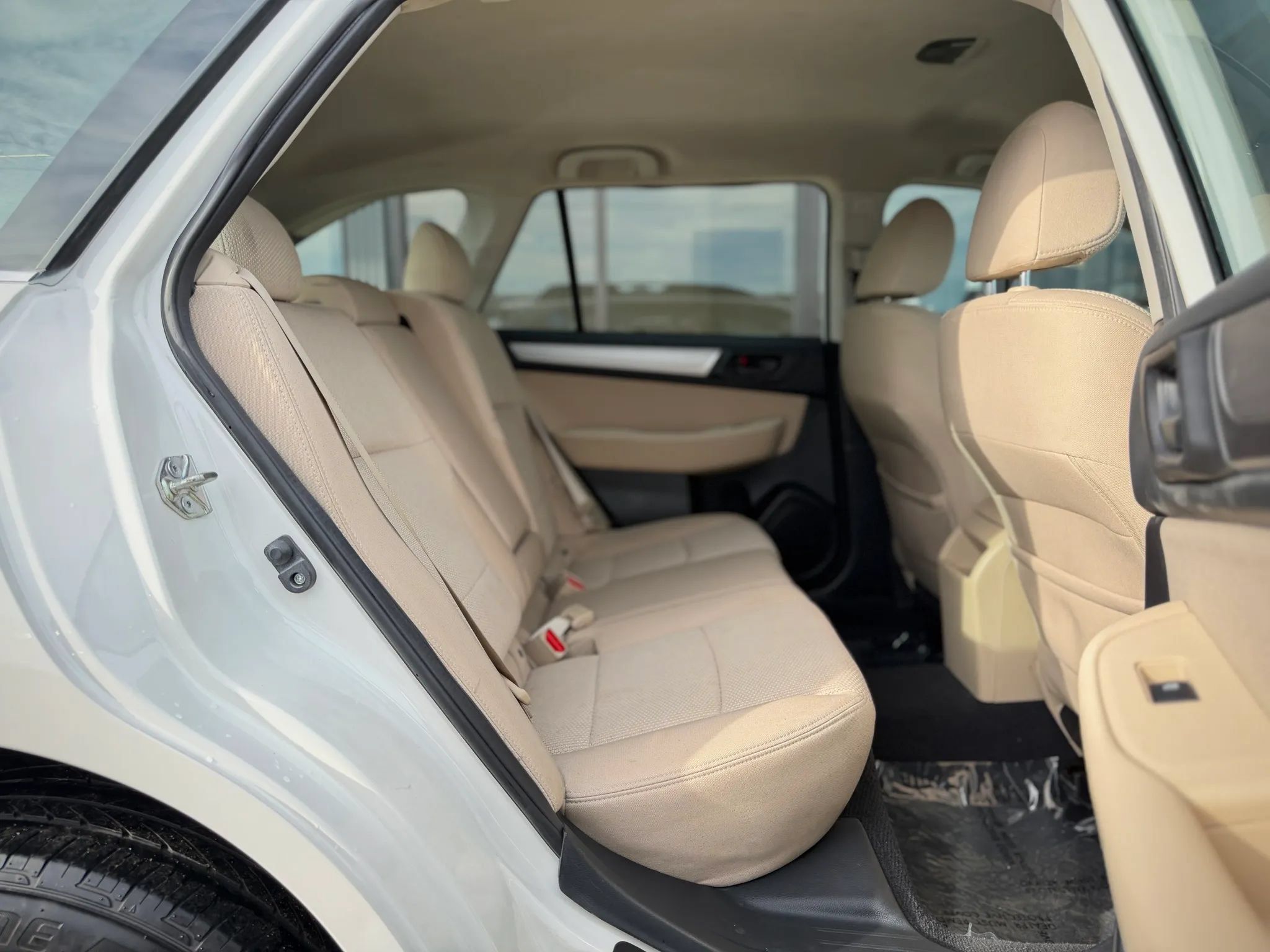 Used 2017 Subaru Outback 2.5i w/ Popular Package #1 AWD/4WD image 16