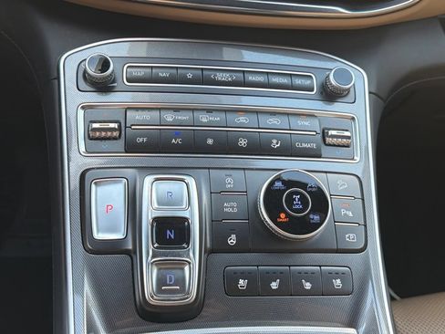 Used 2023 Hyundai Santa Fe Calligraphy AWD/4WD image 22