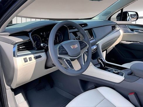 New 2026 Cadillac XT5 Premium Luxury image 6