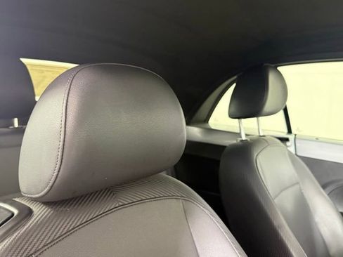 Used 2014 Volkswagen Beetle TDI image 27