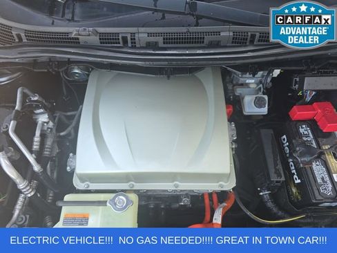 Used 2016 Nissan Leaf SL FWD image 21