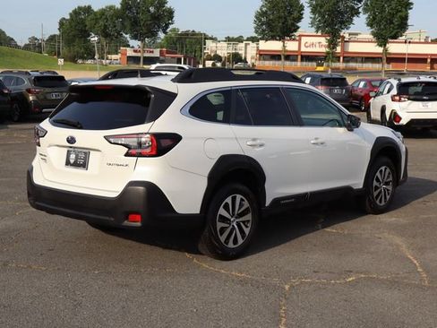 Certified 2024 Subaru Outback Premium AWD/4WD image 8