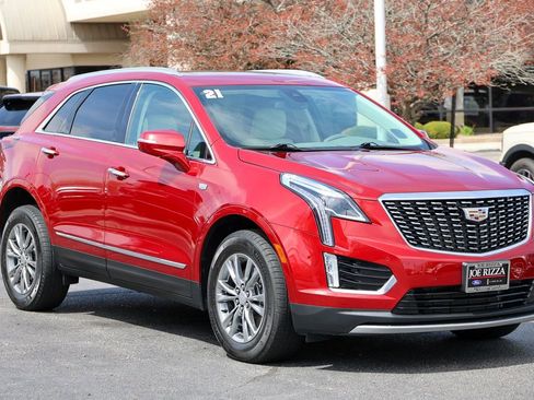 Used 2021 Cadillac XT5 Premium Luxury w/ LPO, Floor Liner Package image 26