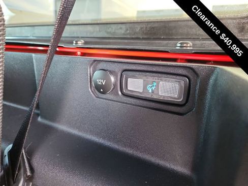 Used 2024 Ford Bronco Badlands image 27